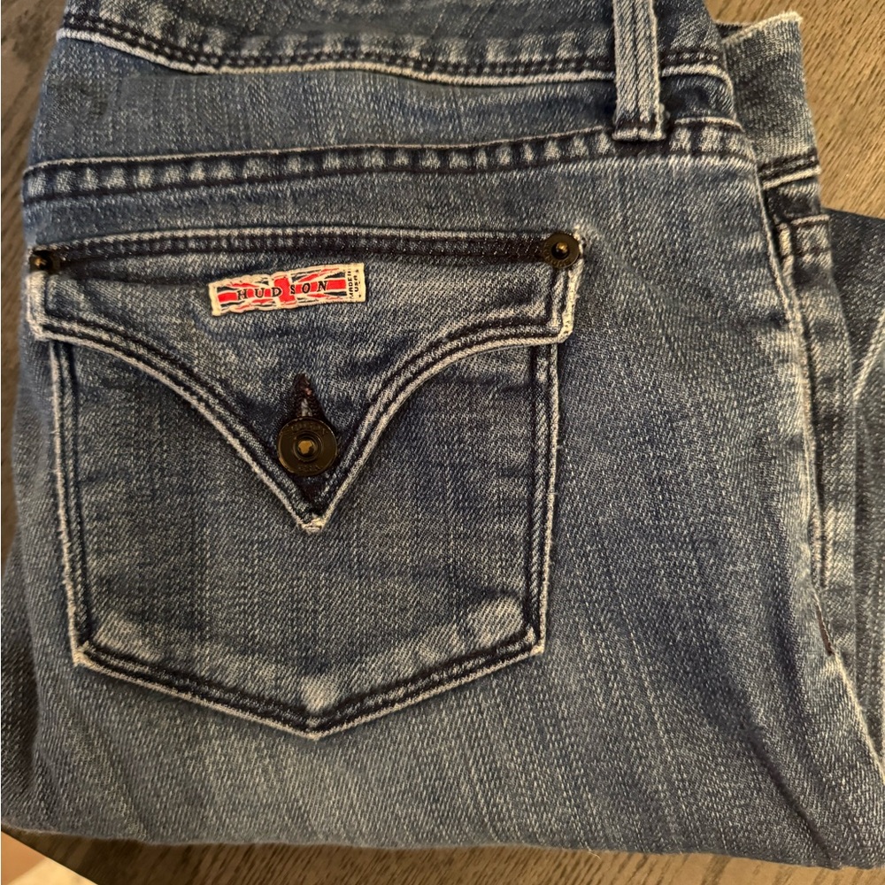 Hudson size 28
